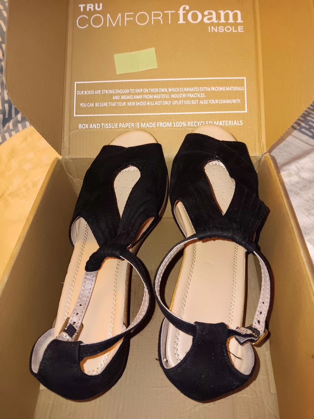 Journee Collection Black Open-Toe Slingback Comfort Sandals - Picture 2 of 4